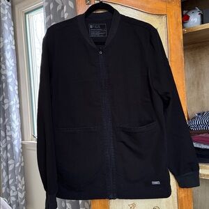 Figs Men's Black Seven Pocket Full Zip Zapote Scrub Jacket